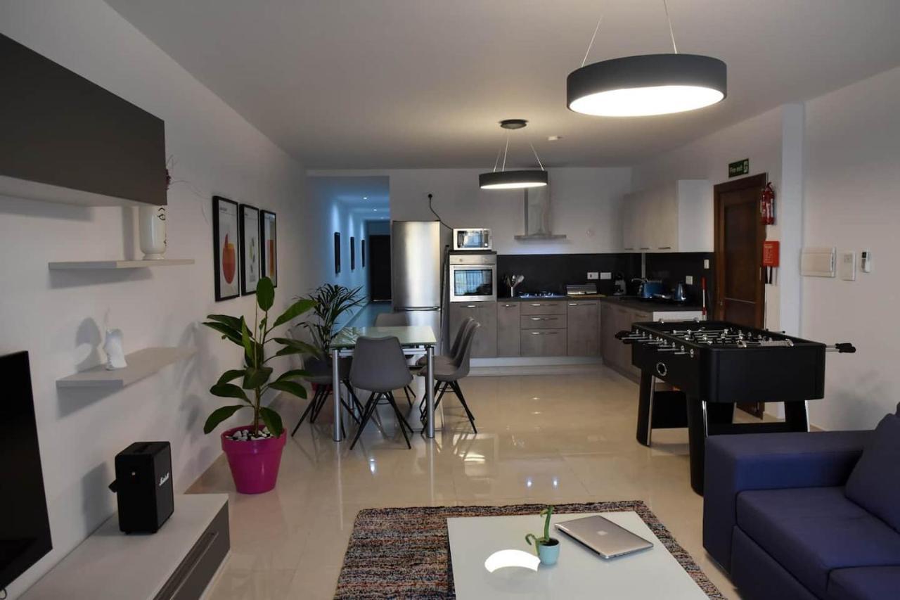 Voguish 3 Bedroom Apartment St. Paul's Bay Exterior photo