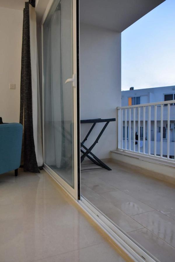 Voguish 3 Bedroom Apartment St. Paul's Bay Exterior photo
